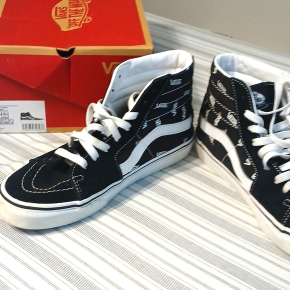 men size 7.5 women 9.0SK8 high tops. - Picture 4 of 8